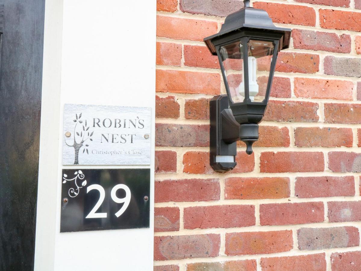 Robins Nest Villa โครเมอร์ ภายนอก รูปภาพ